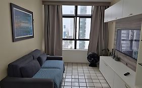 Apartamento a 150 metros da Praia, e Piscina na Cobertura do Prédio